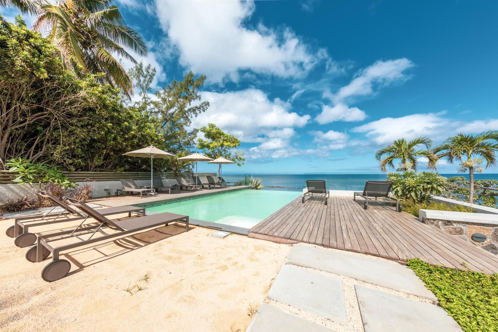 & Mountain By Horizon Holidays * Tamarin